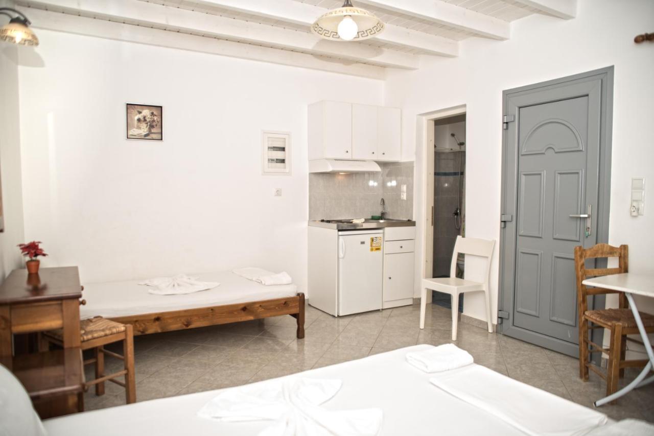 Molos Studios Stelida  Extérieur photo